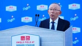 ユニクロ柳井正会長「ドジャースに深い敬意」複数年パートナーシップ　ロバーツ監督らと会見