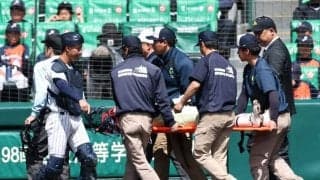 英明・榎本が死球を受け担架で搬送　守備に就くと拍手　センバツ