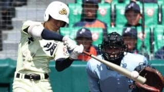 英明が初の8強入り、東北を破る　センバツ