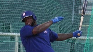 【中日】サノー「いっぱい練習した」ゴリラポーズで意気込み　井上監督「期待以上」絶賛