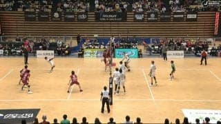 “胸レシーブ”で決めた バレーボール、強烈スパイクで珍しい光景 本人も驚き