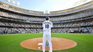 山本由伸　開幕戦登板の光景がすごい！ロッカーには大谷翔平の贈り物？白い紙袋に「ＳＥＩＫＯ」の文字が　ド軍専属カメラマンが公開