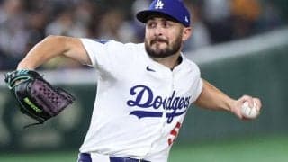 ドジャース　ベシアが悲しみを乗り越え１回無失点　昨年ＷＳ中に死去した長女の名前をグラブに刻み　復帰登板はファン総立ちで出迎える
