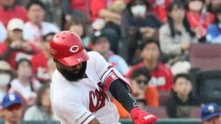 【広島】ファビアン「ミスは野球に付き物。打つときは切り替えないと」直前の失策取り返す決勝打