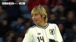「振りが速すぎる」伊東純也の“神速ツータッチ弾”にファン驚愕！「本当に美しすぎる」6人連携でスコットランド守備を破壊