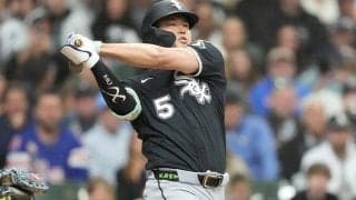 村上宗隆、球団初のデビューから2戦連発　城島健司以来の“快挙”…敵地騒然の125m弾