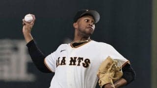 巨人の守護神マルティネスがライブＢＰで万全の２１球２三振