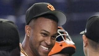 巨人守護神マルティネス「体の状態は１００％」昇格へ準備整う　ライブＢＰで状態を確認