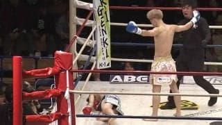 「ヤムチャみたいになってる」「やばい倒れ方した」衝撃の“一撃”KO ファン騒然の劇的決着