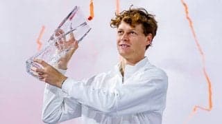 シナーが「サンシャイン・ダブル」達成、マイアミOPで失セット0の完全優勝「今週は特にサーブが良かった」