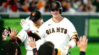 巨人に現れた“救世主”「ほんまに神助っ人」　爆音の衝撃弾…G党の心の支えに「ずっといて」