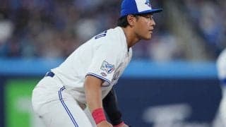 岡本和真の驚愕美技に実況唖然「信じられない！」　高まる支持…“低評価”に疑問の声