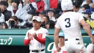 智弁学園　４番逢坂が値千金同点ソロ！大阪桐蔭先発の川本から豪快な一発　１０年ぶりＶへ、３点差追いつく