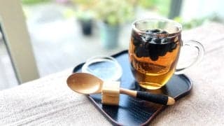 黒豆茶は毎日飲んでいい？「体にいい」は本当？注意点と飲む量の目安【医師監修】