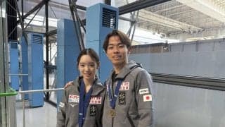 【フィギュア】世界選手権４位「ゆなすみ」が帰国　長岡柚奈「このスモールメダルは価値大きい」
