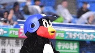 ヤクルト　つば九郎が復活　４８６日ぶりに神宮に帰還　一塁側ベンチ横から登場　燕党が盛大な拍手で迎える