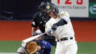 【阪神】牧が二塁後方に…「シフト」関係なし！森下翔太「見えるけど意識しない」難敵から豪快弾