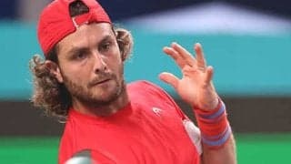  好調の36歳 8強入りで初トップ100へ 