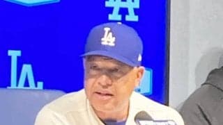 ロバーツ監督　大谷翔平が手を気にする仕草に「報告を受ける予定だ」トレーナーのチェック明かす　八回の３球三振後「気にしているように見えた」