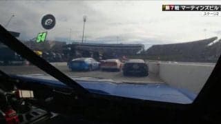 「まさに空飛ぶタイヤ」ピットレーンで目を疑う光景　放送席も驚き隠せず「あ、転がってる！」「これ相当危険ですよね」