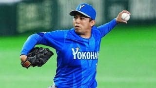 DeNA東克樹はなぜ打席直後に交代した？　相川監督が説明「単純に僕が迷った」