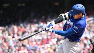 大谷翔平「１番DH」で元気に出場　前試合で右手気にするしぐさも「問題ない」ロバーツ監督