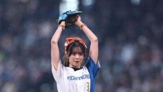 「超ときめき♡宣伝部」坂井仁香が始球式　左腕から投球も「キャーッ！」　打席の清宮の背後を転がって通過「ギリギリ届かなくて。でも、すごく楽しかった」