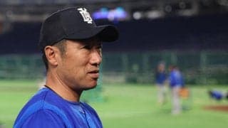 【DeNA】相川監督リクエスト２度目は失敗、巨人浦田二盗セーフ覆らず　１回は浦田の死球覆る