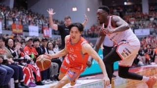 広島の山崎稜が5本全ての3Pを沈め15得点…渡邊雄太＆富樫勇樹が20得点越えの千葉Jを撃破
