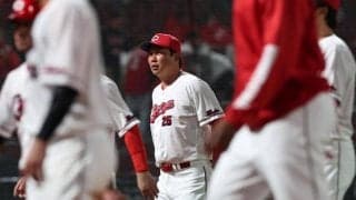 広島・新井監督「状況判断というところかな」九回に守備変更もミスから失点【一問一答】