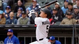 「彼はメジャーの投手を打てなかったんじゃなかったのか？」米ファンも“バグらせる”村上宗隆、8戦4発の破壊力「三振も多くないぞ」「しかし、安すぎる…」