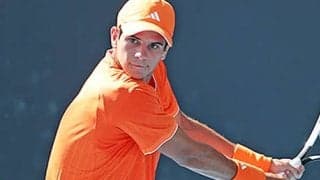  19歳 完勝でツアー初の決勝進出 