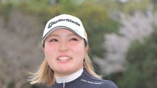 高橋彩華が三つどもえのプレーオフ制し今季初優勝、通算３勝目　両手を突き上げ喜び爆発…９位から逆転　イーグル締めで追いつく