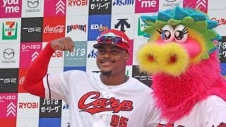 広島　モンテロの通訳にネットの注目集まる　ＮＨＫ地上波でお立ち台に登場　独特の語り口に「フェリシアーノ節炸裂」「相変わらず愛らしい」助っ人コンビに欠かせない存在