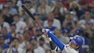 大谷翔平、元巨人左腕から２号特大先制ソロ　確信歩き１３４メートル豪快アーチに敵地どよめく　２回無失点の佐々木朗希を援護　雨天開始２時間遅延