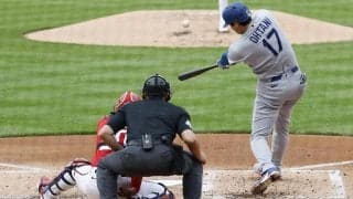 ロバーツ監督「我々は諦めなかった」最大５点差ひっくり返す逆転勝利にご満悦「素晴らしい戦い」