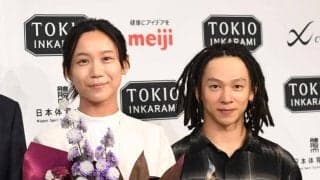 スピードスケート　高木美帆引退会見　平野歩夢がサプライズ登場し「とてもびっくり。平野選手の姿勢から刺激を受けていた」