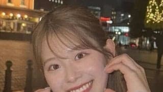 “アイドル並に可愛い”22歳女子ゴルファーが白黒コーデ披露　花見＆スタバに「春が似合う」