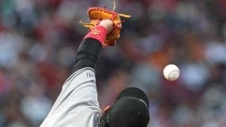 阿部巨人は今季もマツダ鬼門？　ワースト３失策で黒星　指揮官「流れを自らつぶしてしまった」