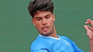  アルカラス 快勝で今季クレー初戦白星 