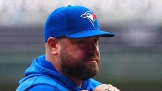 ブルージェイズのシュナイダー監督が退場処分　ボーク判定巡り球審に猛抗議見せる