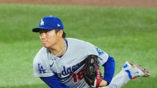 山本由伸vs岡本和真　３打席目は二塁打！　ロボット審判で三振覆る　MLB初対決は両者譲らず