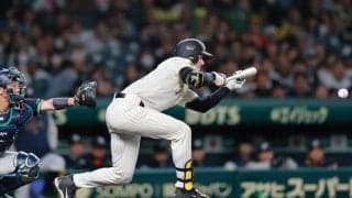 【阪神】ルーカスが初犠打　４回にヤクルト松本健吾から送りバント成功　打席立つのは高校生以来