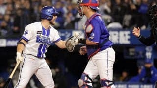 【DeNA】ヒュンメル、２点を追いかける８回に値千金の同点２点適時打　塁上で雄たけび