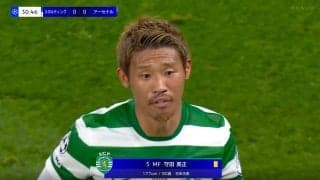 「怖すぎるって」守田英正、イエロー判定で“鬼の形相”　相手に詰め寄り苛立つ様子も「ボールには触ってる。ただ…」元日本代表DFが指摘