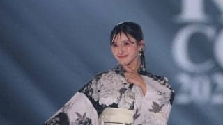 「妹さんも美しい」人気女子ゴルファーが関西コレクション登場　妹も一緒に出演　「ドレス姿が素敵」