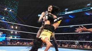 「エグい」「おー珍しい」ブチギレ最恐女王がみせた“拷問フィニッシュ”…逃げ場ナシの変則関節技に悶絶