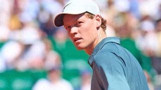  シナー 熱戦制し8強も大記録に終止符 