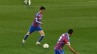 「なんて精度だ！」鎌田大地が“神アシスト”「クリスタルキング降臨」「完璧すぎた」ピンポイントクロスにSNS熱狂