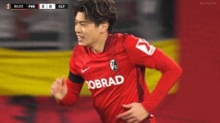 日本代表MFの“股抜きドリブル”が圧巻！スピード＆テクニックで相手2人をぶち抜いた瞬間 鈴木唯人がELで躍動